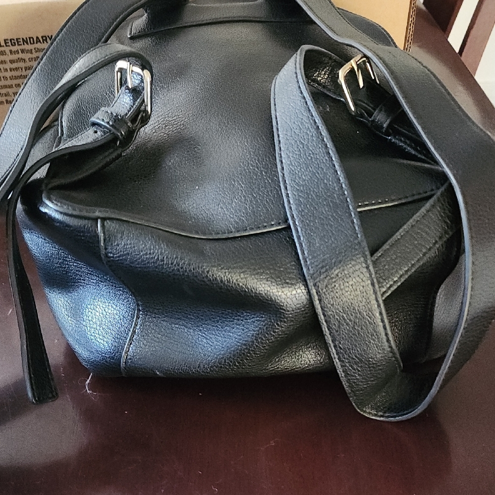Love Moschino Black Studded Heart Backpack Gold Hardware Mini Bag OS - Picture 7 of 15
